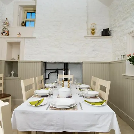 Abhainn Ri Oda ve Kahvaltı 5*